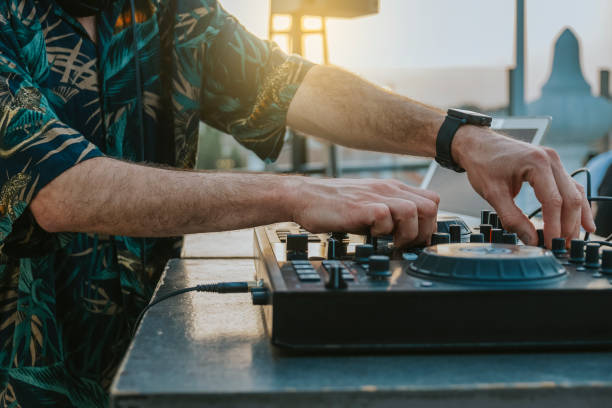 LIVE DJ Sessons - 1 Leicester Square Rooftop Bar
